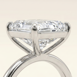 Engagement Ring Emerald