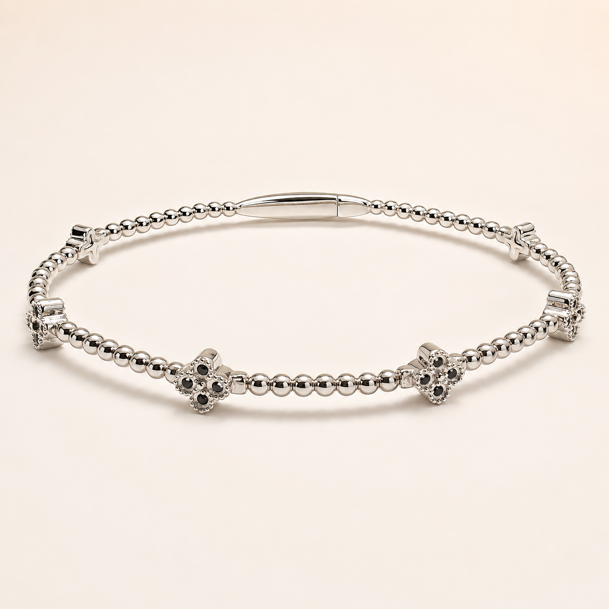 Clover Flexible Bangle