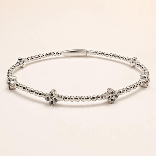 Clover Flexible Bangle