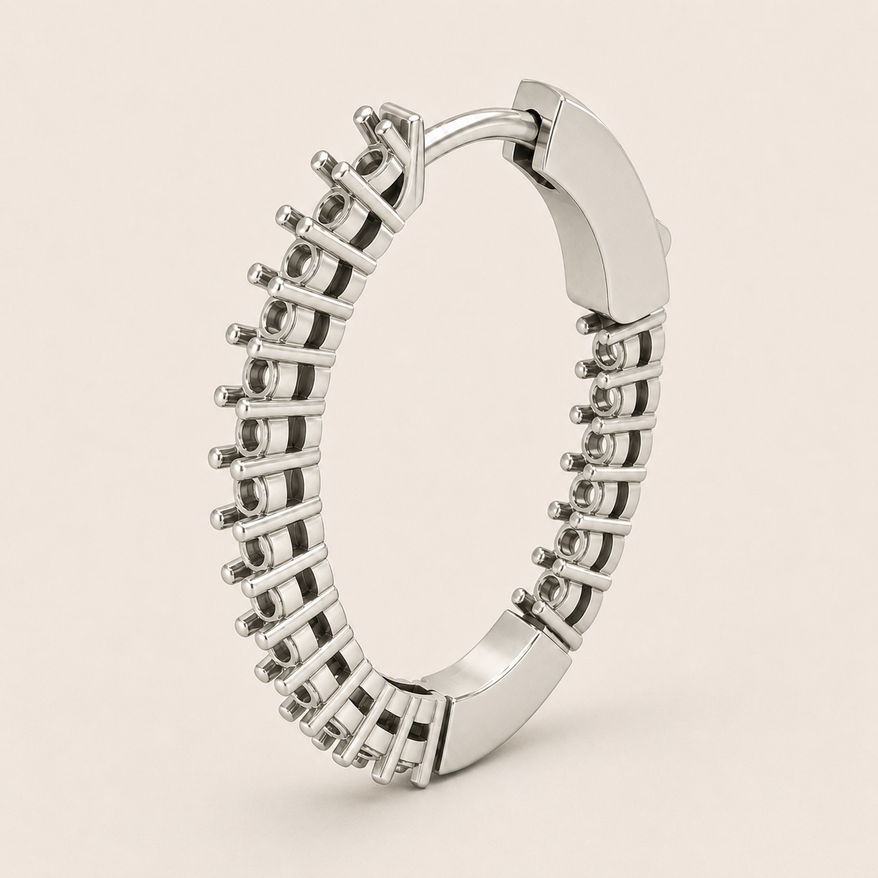 Shared Prong Oval Design